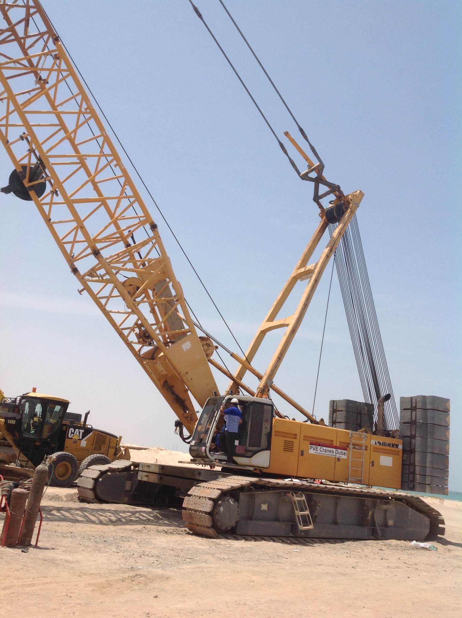 Liebherr LR1280 - PVE Cranes