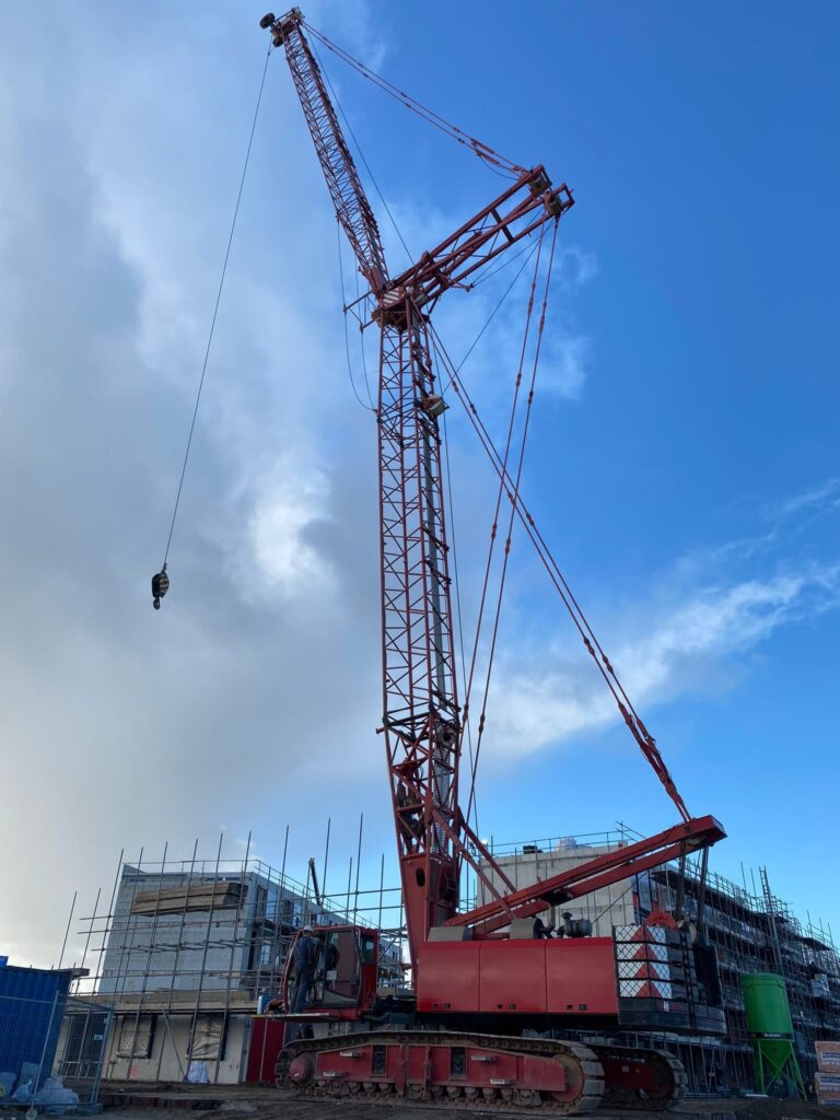 Sennebogen 3300SL - lattice boom crawler crane